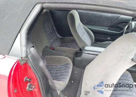 2001 Chevrolet Camaro z USA, uszkodzony, nr VIN 2G1FP32K712143901